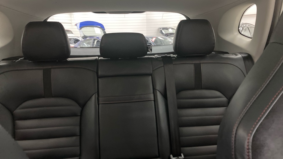 MG HS 1.5 T-GDI Exclusive 5dr DCT Petrol Hatchback - Image 15