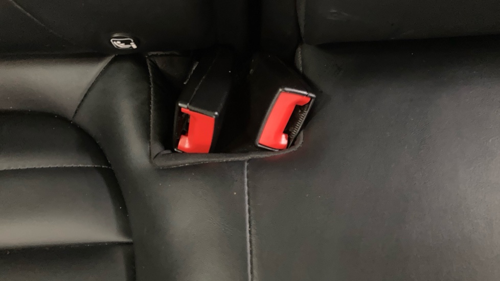 MG HS 1.5 T-GDI Exclusive 5dr DCT Petrol Hatchback - Image 17