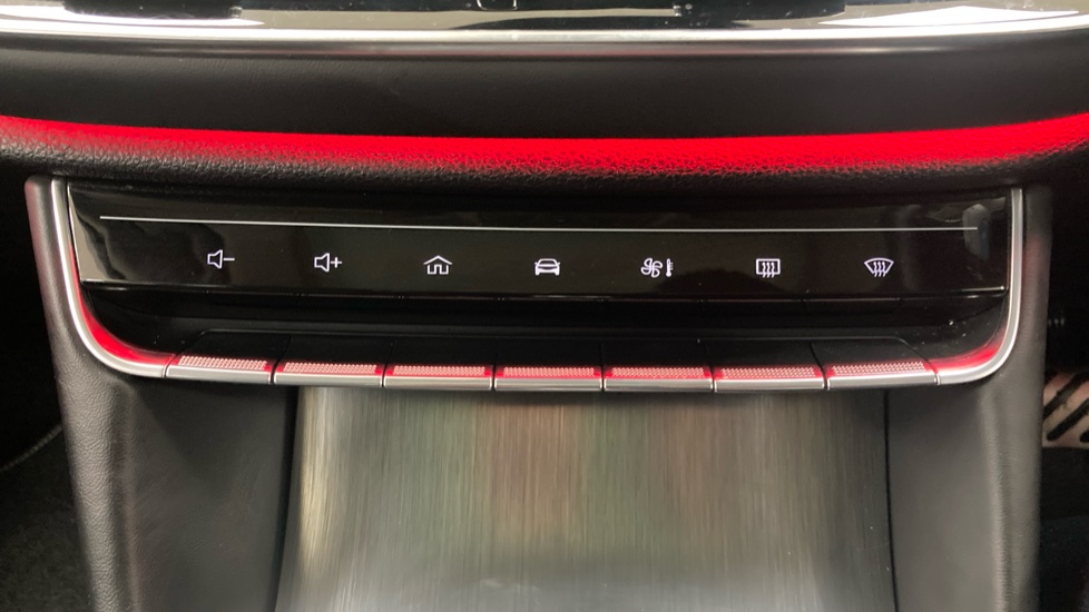 MG HS 1.5 T-GDI Exclusive 5dr DCT Petrol Hatchback - Image 24