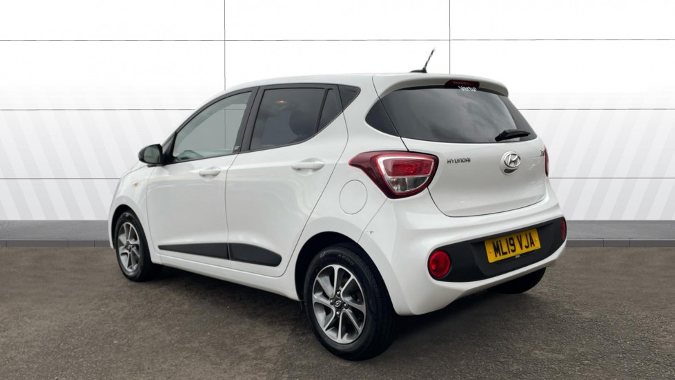 Hyundai i10 1.0 Go SE 5dr Petrol Hatchback - Image 2