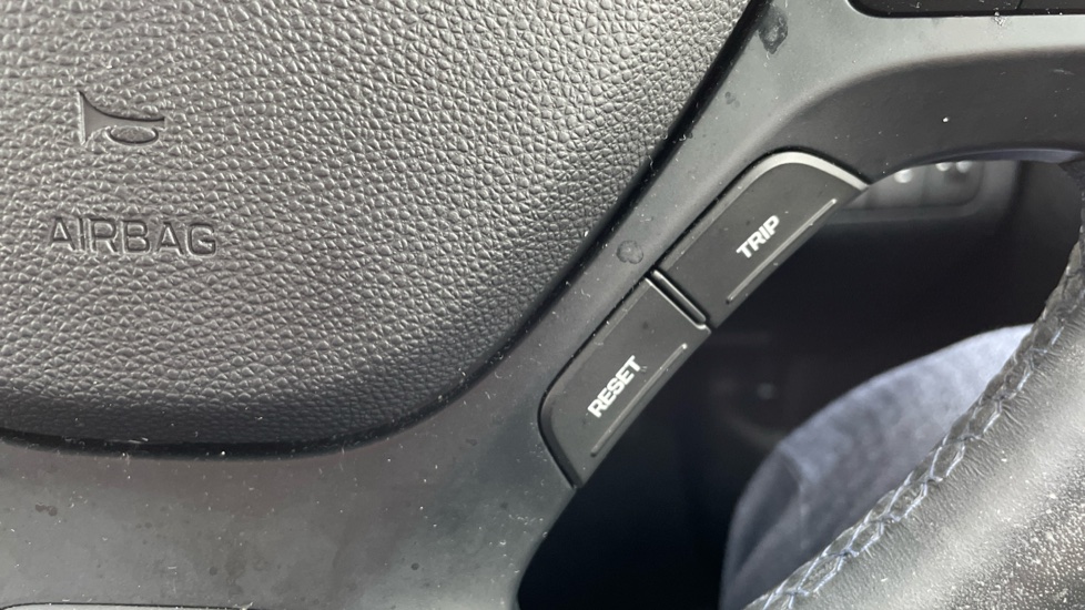 Hyundai i10 1.0 Go SE 5dr Petrol Hatchback - Image 24