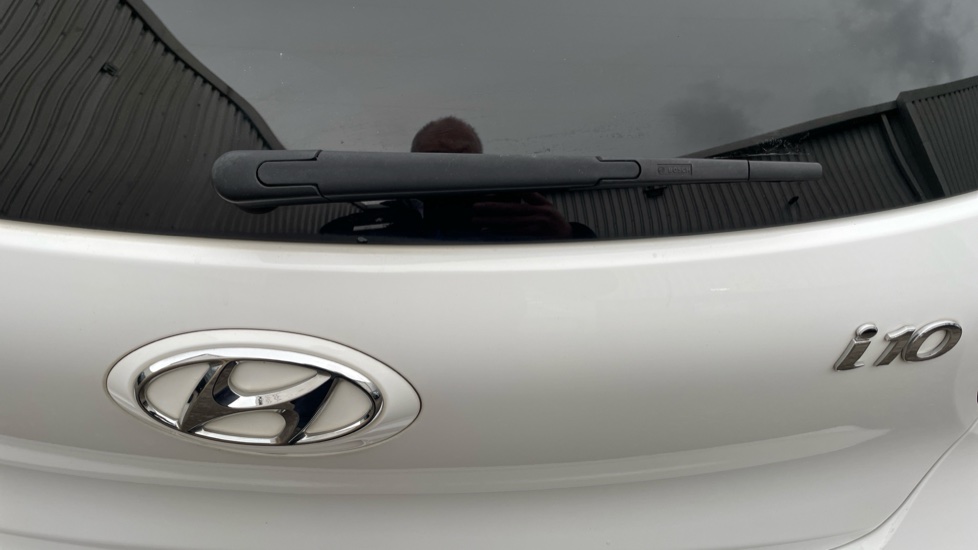 Hyundai i10 1.0 Go SE 5dr Petrol Hatchback - Image 42