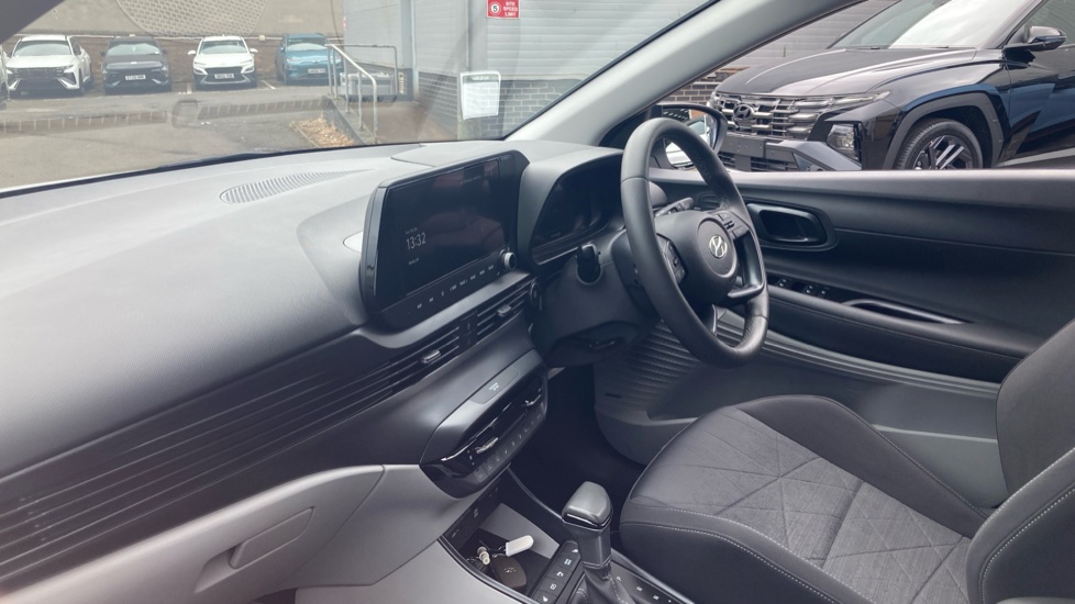 Hyundai BAYON 1.0 TGDi 48V MHEV Ultimate 5dr DCT Petrol Hatchback - Image 9
