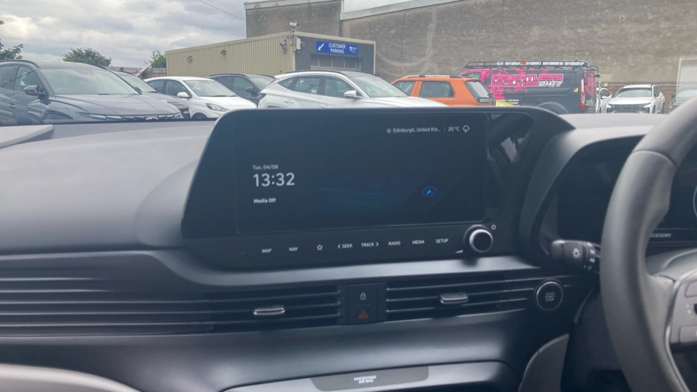Hyundai BAYON 1.0 TGDi 48V MHEV Ultimate 5dr DCT Petrol Hatchback - Image 12