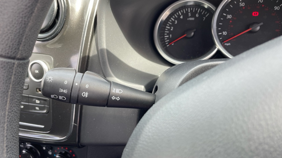 Dacia Sandero 1.0 SCe Essential 5dr Petrol Hatchback - Image 21