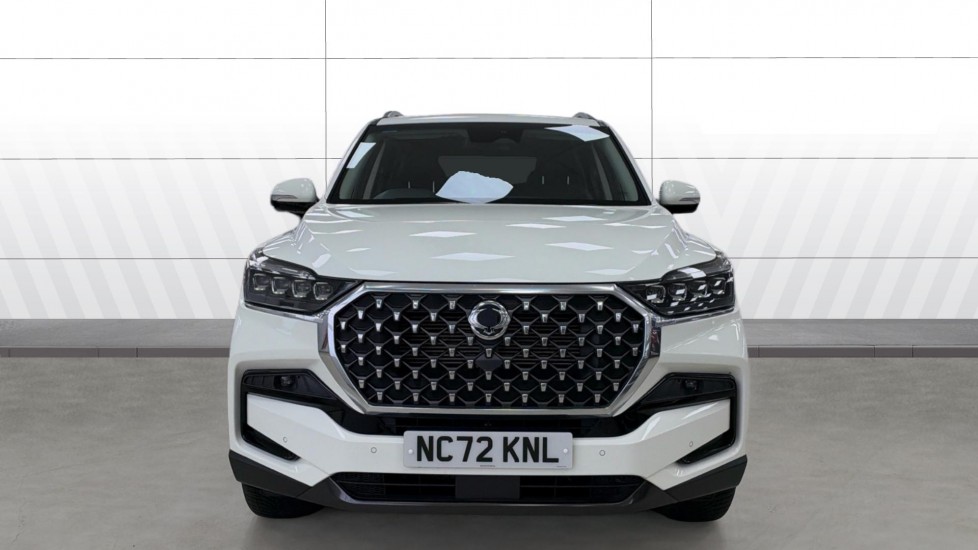 Ssangyong Rexton 2.2 Ultimate 5dr Auto Diesel Estate - Image 3