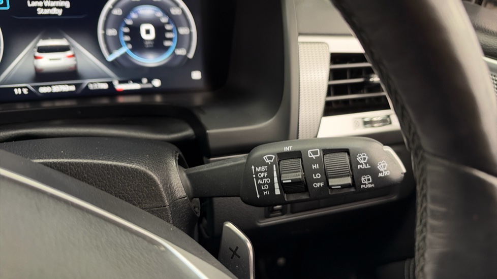 Ssangyong Rexton 2.2 Ultimate 5dr Auto Diesel Estate - Image 23
