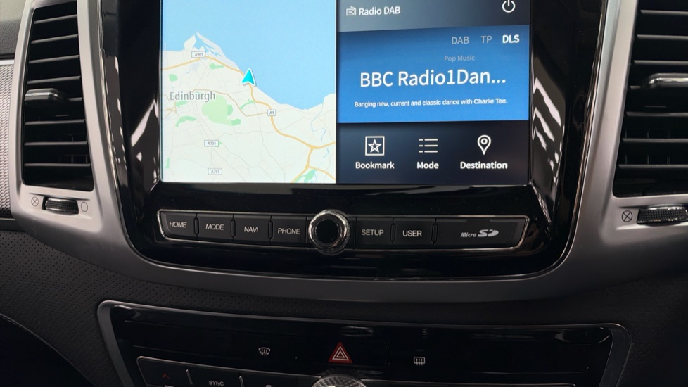 Ssangyong Rexton 2.2 Ultimate 5dr Auto Diesel Estate - Image 27