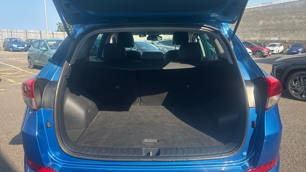 Hyundai TUCSON 1.6 TGDi Sport Edition 5dr 2WD DCT Petrol Estate - Image 4
