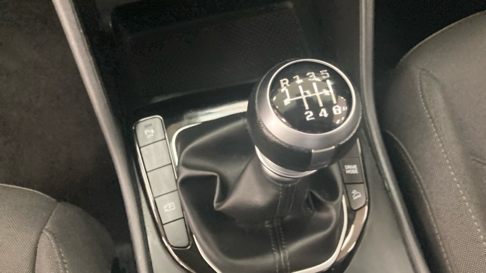 Hyundai TUCSON 1.6 TGDi SE Connect 5dr 2WD Petrol Estate - Image 13