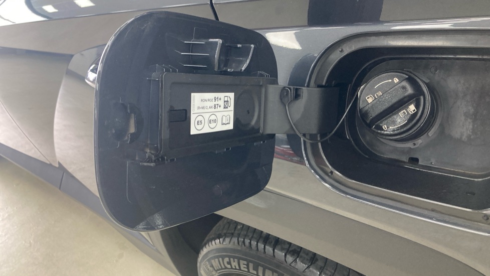 Hyundai TUCSON 1.6 TGDi SE Connect 5dr 2WD Petrol Estate - Image 49