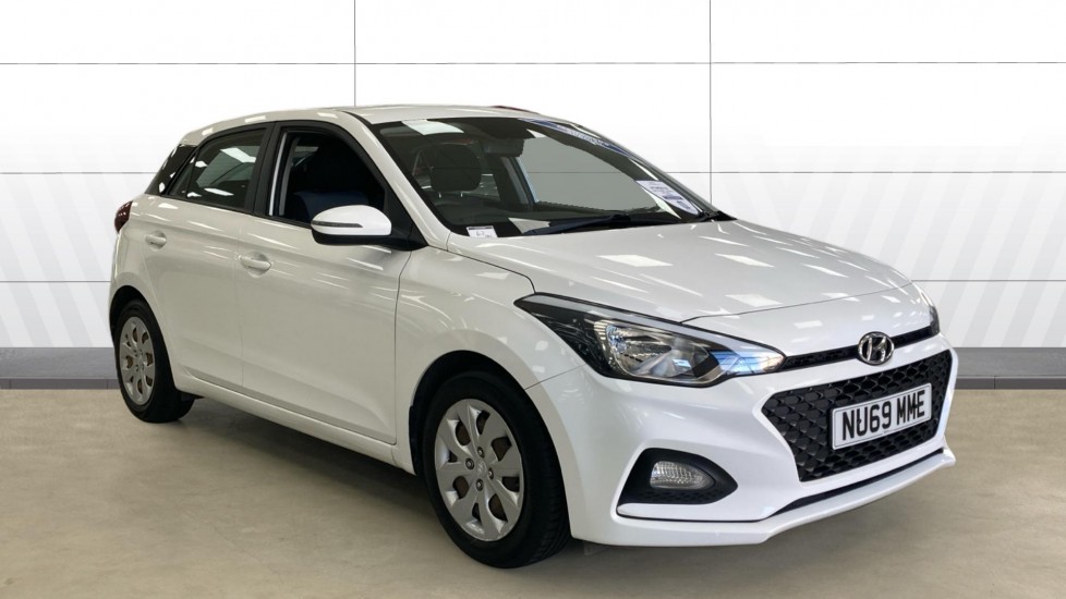 Hyundai i20 1.2 MPi S Connect 5dr Petrol Hatchback - Image 1
