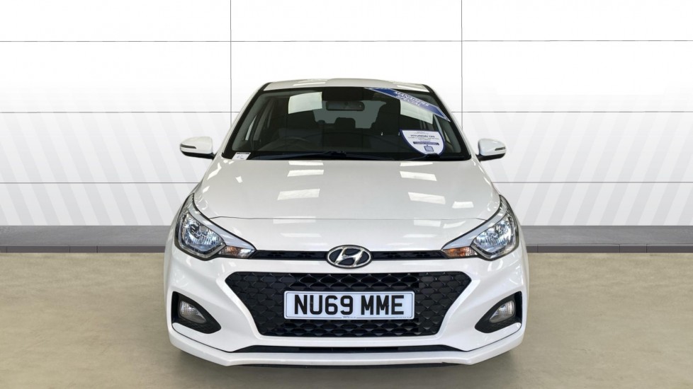 Hyundai i20 1.2 MPi S Connect 5dr Petrol Hatchback - Image 3