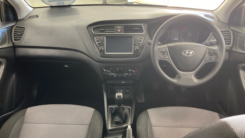 Hyundai i20 1.2 MPi S Connect 5dr Petrol Hatchback - Image 10