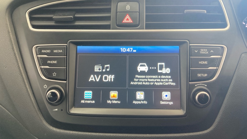 Hyundai i20 1.2 MPi S Connect 5dr Petrol Hatchback - Image 12