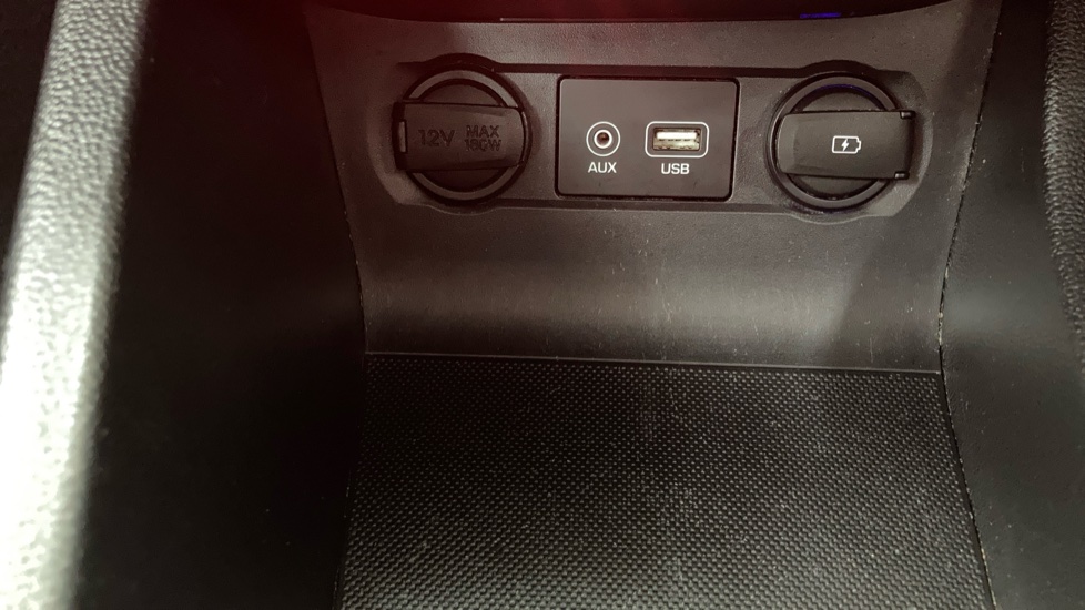 Hyundai i20 1.2 MPi S Connect 5dr Petrol Hatchback - Image 26