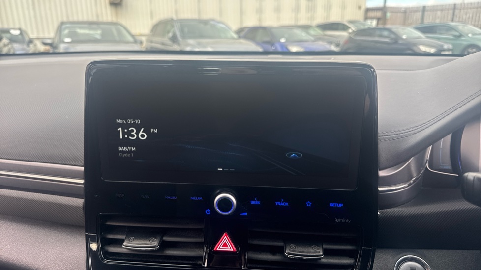 Hyundai IONIQ 100kW Premium 38kWh 5dr Auto Electric Hatchback - Image 12