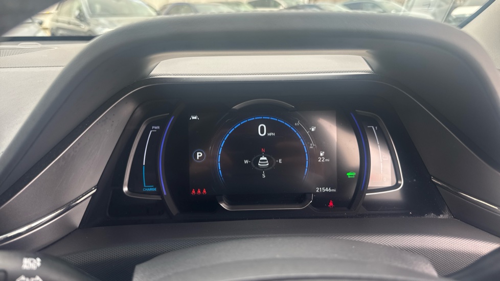 Hyundai IONIQ 100kW Premium 38kWh 5dr Auto Electric Hatchback - Image 18