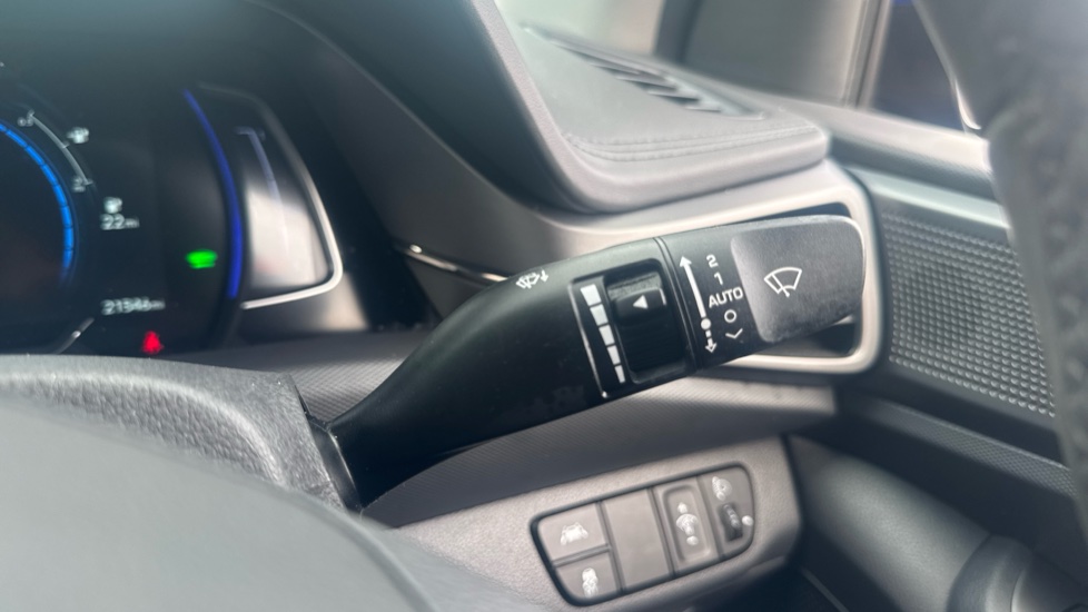 Hyundai IONIQ 100kW Premium 38kWh 5dr Auto Electric Hatchback - Image 24