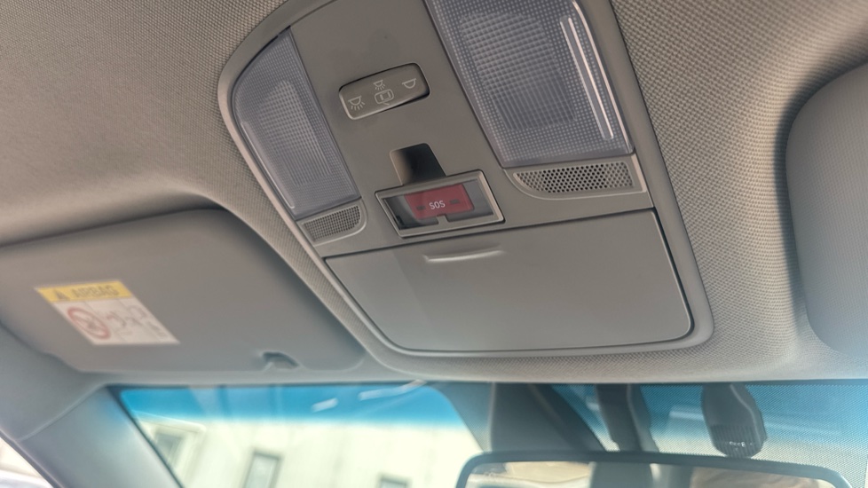 Hyundai IONIQ 100kW Premium 38kWh 5dr Auto Electric Hatchback - Image 29