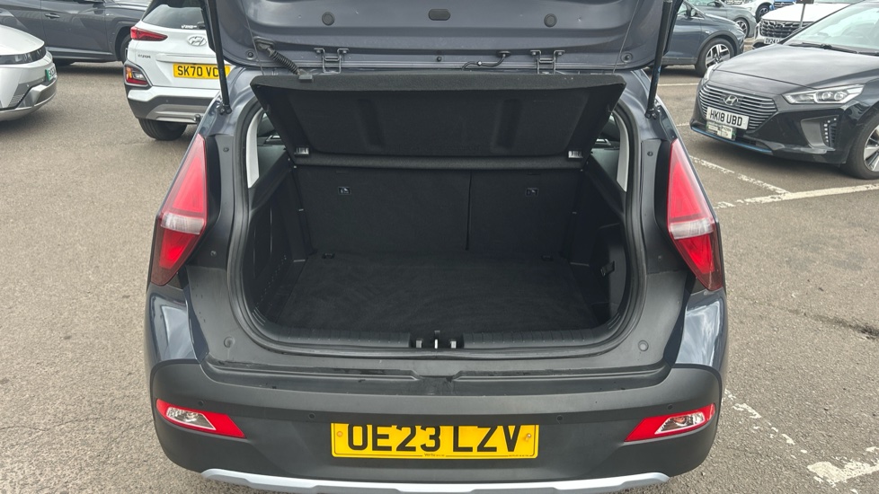 Hyundai BAYON 1.0 TGDi 48V MHEV SE Connect 5dr Petrol Hatchback - Image 4