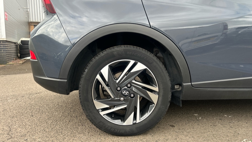Hyundai BAYON 1.0 TGDi 48V MHEV SE Connect 5dr Petrol Hatchback - Image 7