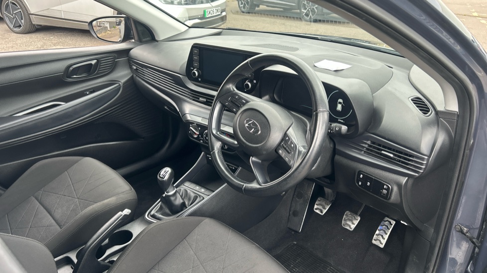 Hyundai BAYON 1.0 TGDi 48V MHEV SE Connect 5dr Petrol Hatchback - Image 11