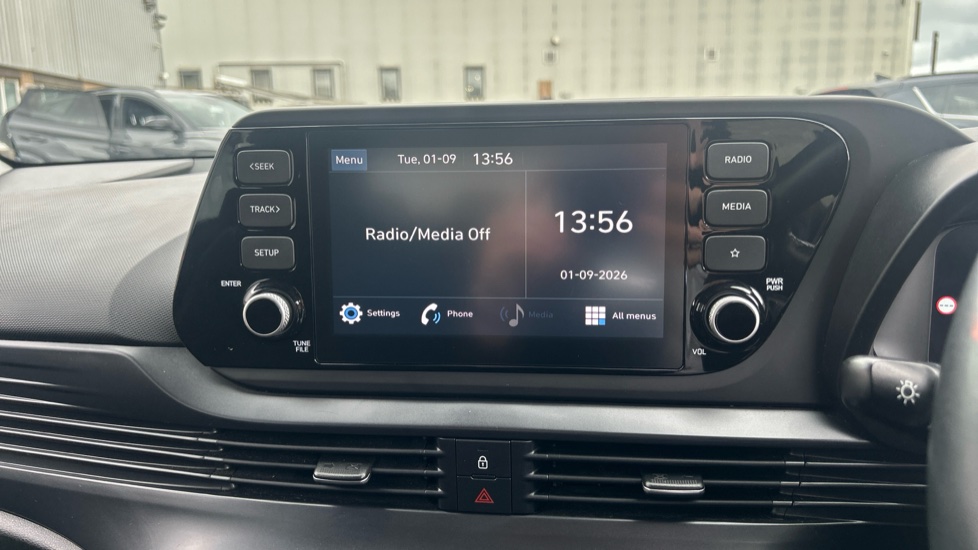 Hyundai BAYON 1.0 TGDi 48V MHEV SE Connect 5dr Petrol Hatchback - Image 12