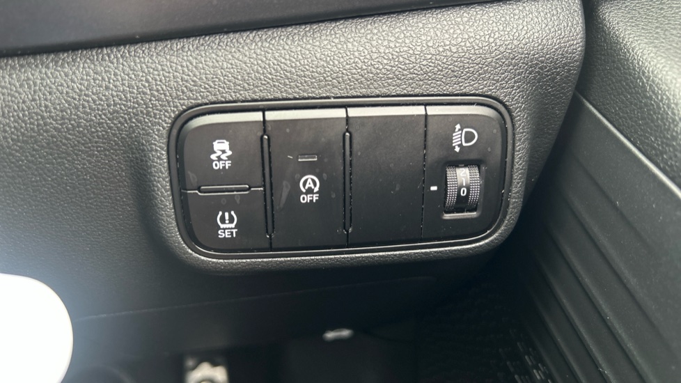Hyundai BAYON 1.0 TGDi 48V MHEV SE Connect 5dr Petrol Hatchback - Image 25