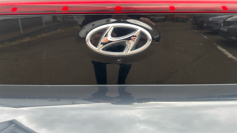 Hyundai BAYON 1.0 TGDi 48V MHEV SE Connect 5dr Petrol Hatchback - Image 38