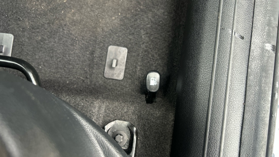Hyundai BAYON 1.0 TGDi 48V MHEV SE Connect 5dr Petrol Hatchback - Image 40