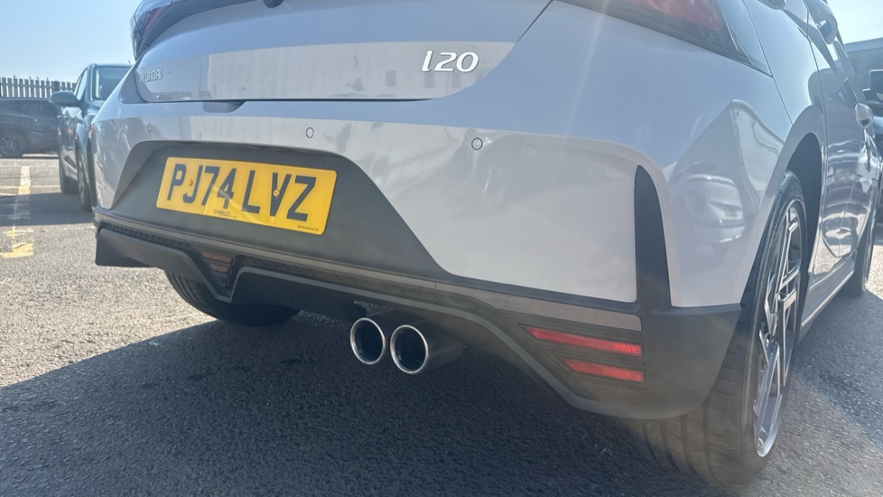 Hyundai i20 1.0T GDi N Line S 5dr DCT Petrol Hatchback - Image 34