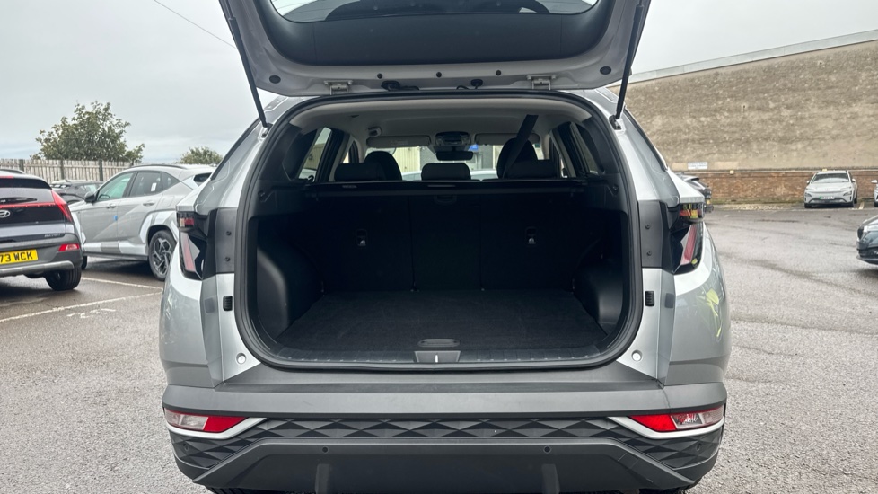 Hyundai TUCSON 1.6 TGDi SE Connect 5dr 2WD Petrol Estate - Image 4