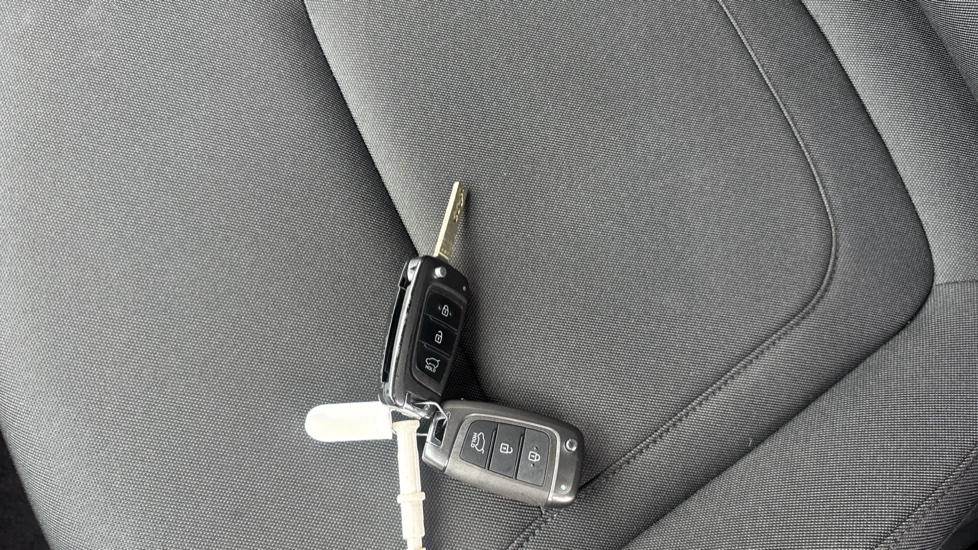 Hyundai TUCSON 1.6 TGDi SE Connect 5dr 2WD Petrol Estate - Image 20