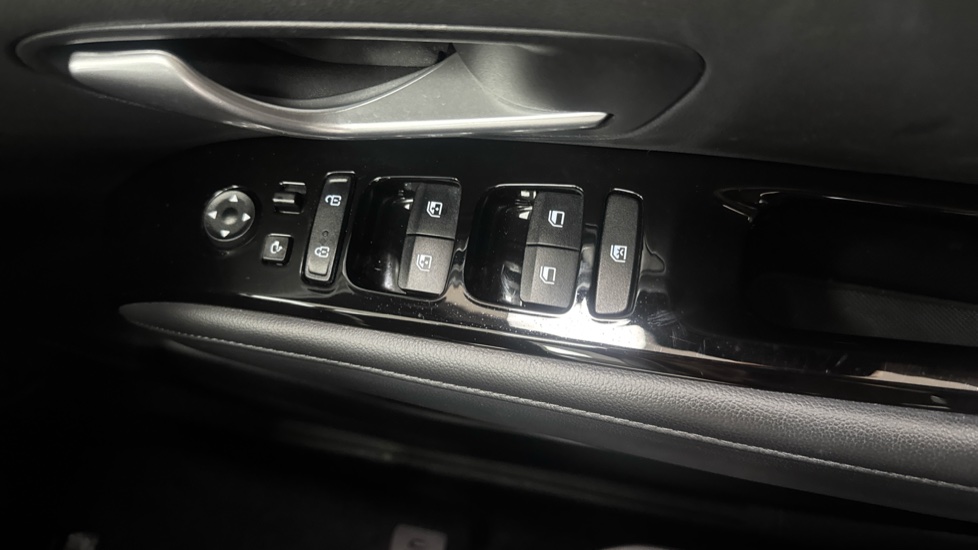 Hyundai TUCSON 1.6 TGDi SE Connect 5dr 2WD Petrol Estate - Image 35