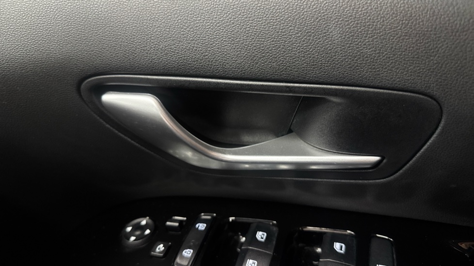 Hyundai TUCSON 1.6 TGDi SE Connect 5dr 2WD Petrol Estate - Image 36