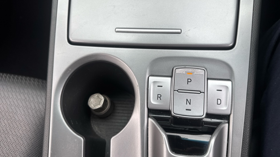 Hyundai KONA 150kW Premium SE 64kWh 5dr Auto Electric Hatchback - Image 27