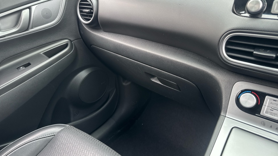 Hyundai KONA 150kW Premium SE 64kWh 5dr Auto Electric Hatchback - Image 29