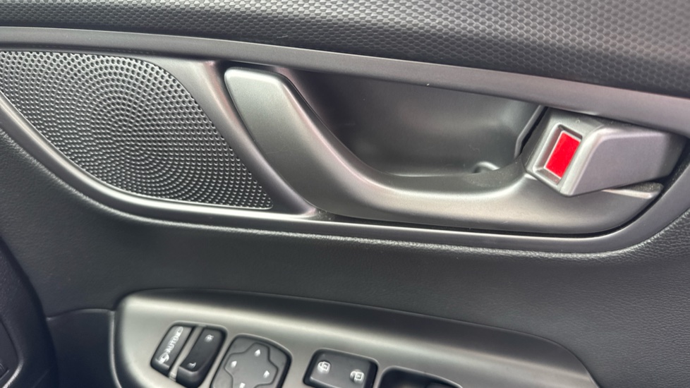 Hyundai KONA 150kW Premium SE 64kWh 5dr Auto Electric Hatchback - Image 34