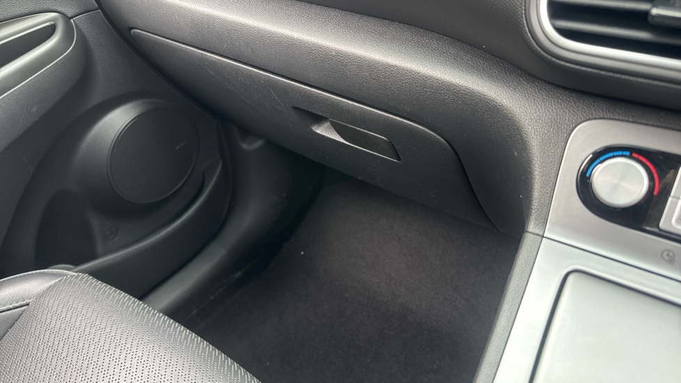 Hyundai KONA 150kW Premium SE 64kWh 5dr Auto Electric Hatchback - Image 39