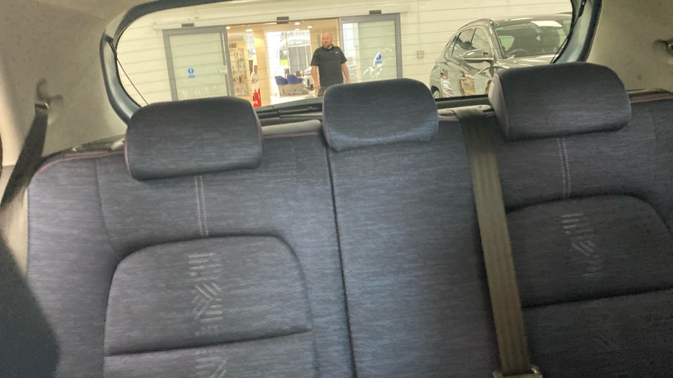 Kia Picanto 1.0 Wave 5dr Petrol Hatchback - Image 15