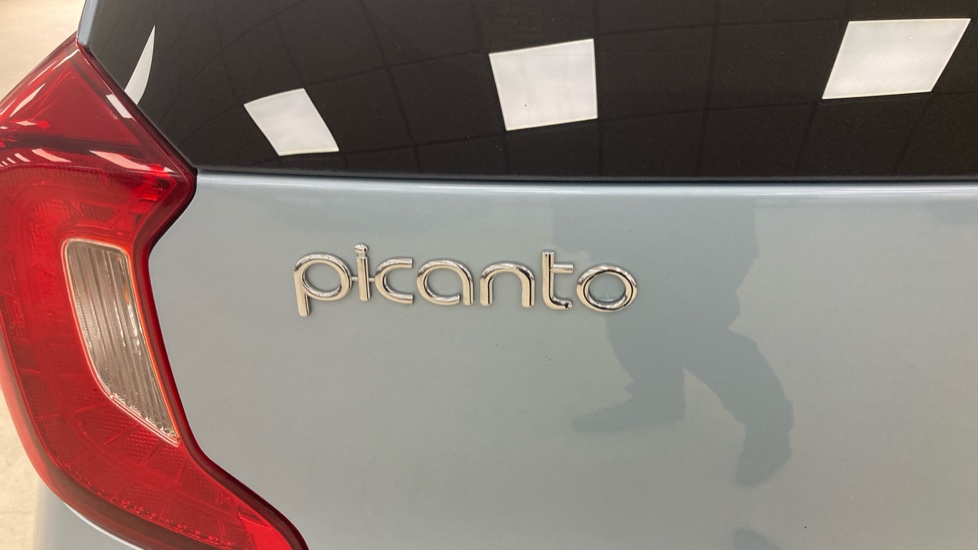Kia Picanto 1.0 Wave 5dr Petrol Hatchback - Image 34