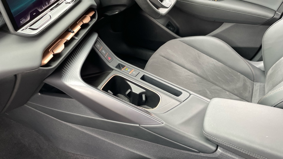 CUPRA Terramar 1.5 eTSI 150 V2 5dr DSG Petrol Hatchback - Image 13