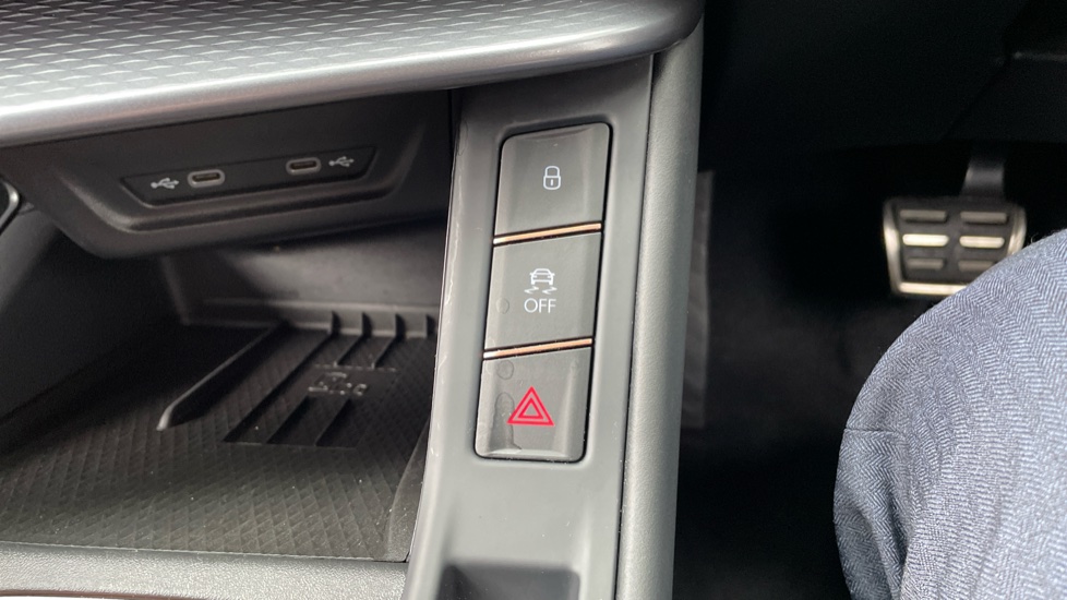 CUPRA Terramar 1.5 eTSI 150 V2 5dr DSG Petrol Hatchback - Image 24