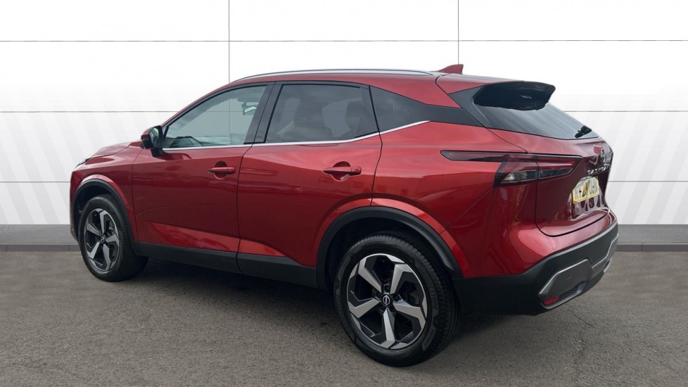 Nissan Qashqai 1.3 DiG-T MH 158 N-Connecta 5dr Xtronic Petrol Hatchback - Image 2