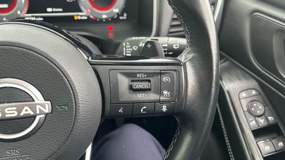 Nissan Qashqai 1.3 DiG-T MH 158 N-Connecta 5dr Xtronic Petrol Hatchback - Image 22