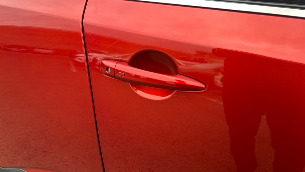 Nissan Qashqai 1.3 DiG-T MH 158 N-Connecta 5dr Xtronic Petrol Hatchback - Image 33