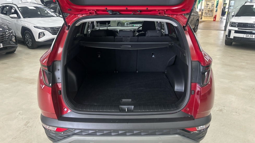 Hyundai TUCSON 1.6 TGDi Premium 5dr 2WD Petrol Estate - Image 4