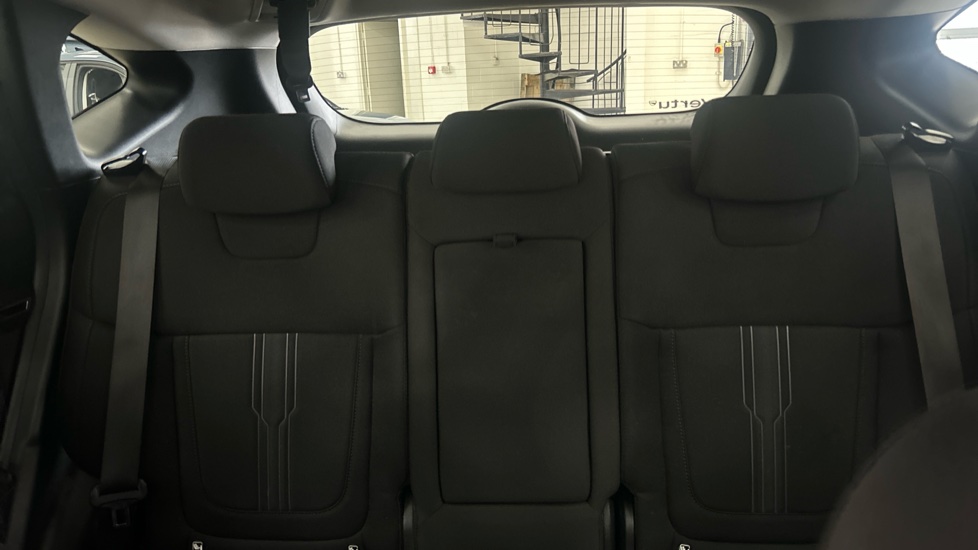 Hyundai TUCSON 1.6 TGDi Premium 5dr 2WD Petrol Estate - Image 15