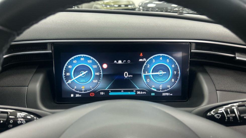 Hyundai TUCSON 1.6 TGDi Premium 5dr 2WD Petrol Estate - Image 18
